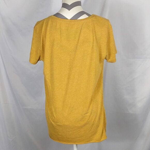 Grace Layne "Stay Golden" Tee - Picture 4 of 6